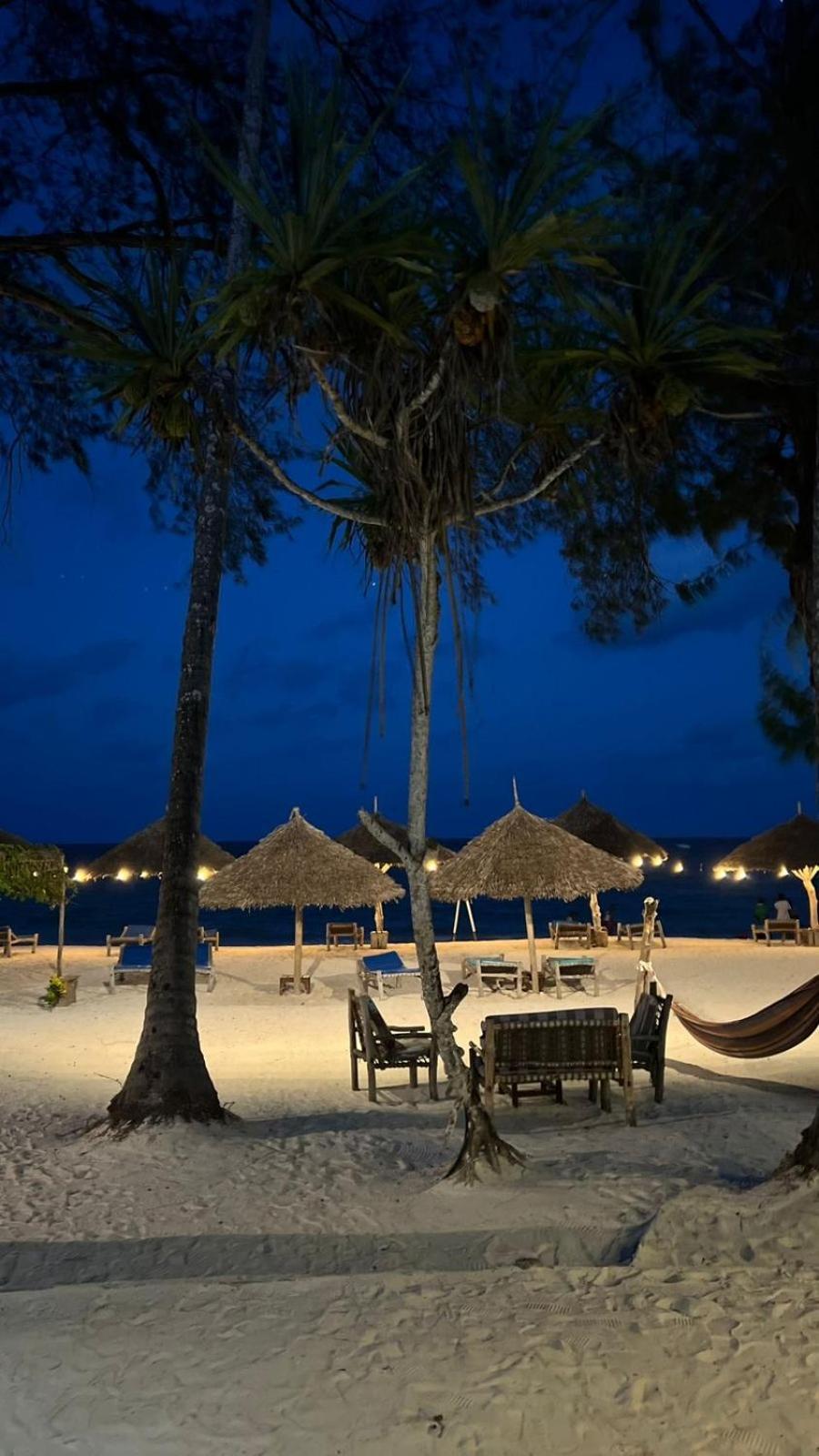 Seashore Beach Hotel Kiwengwa  Bagian luar foto